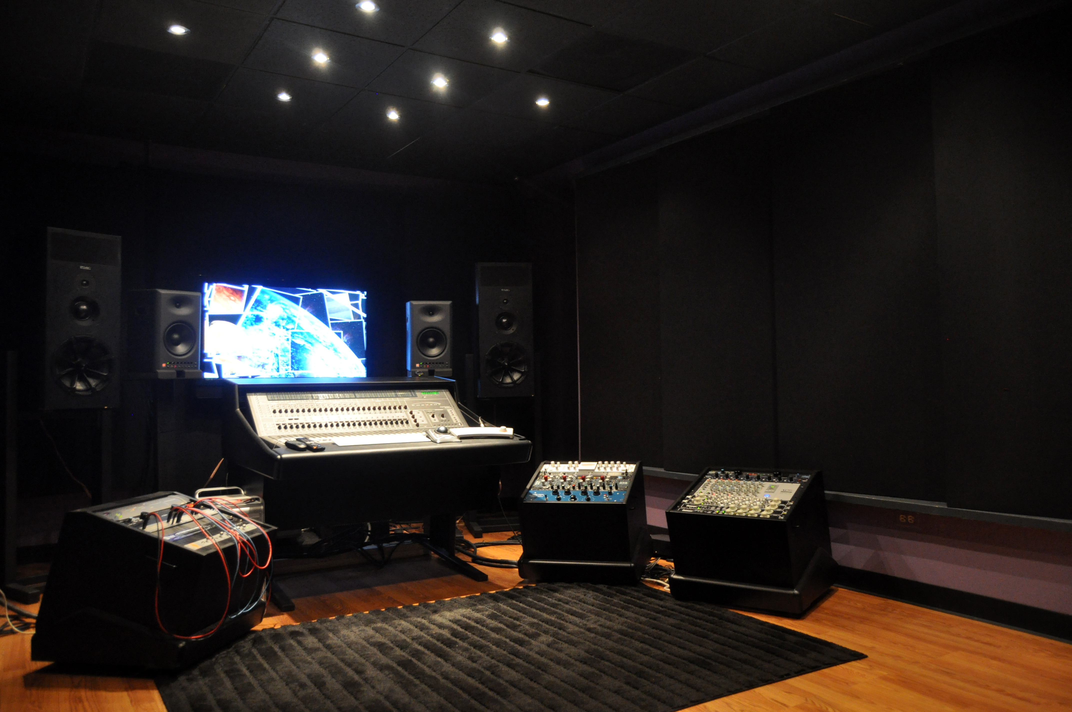 Studio Space | FMG | Chicago Recording Studio